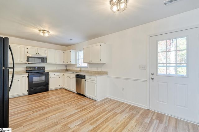 138 Gower Road, Spartanburg, SC 29303