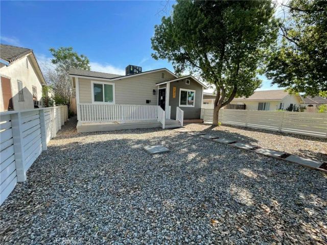 121 Moneta Avenue, Bakersfield, CA 93308