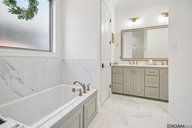 13330 La Petite Ln, Baton Rouge, LA 70818