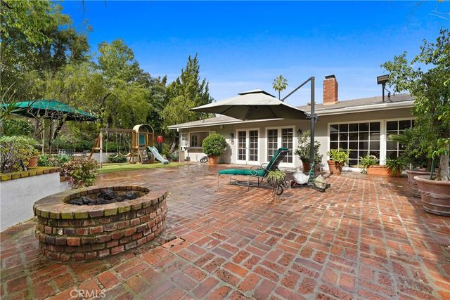 4434 Nogales Drive, Tarzana, CA 91356