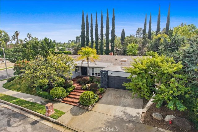 4434 Nogales Drive, Tarzana, CA 91356
