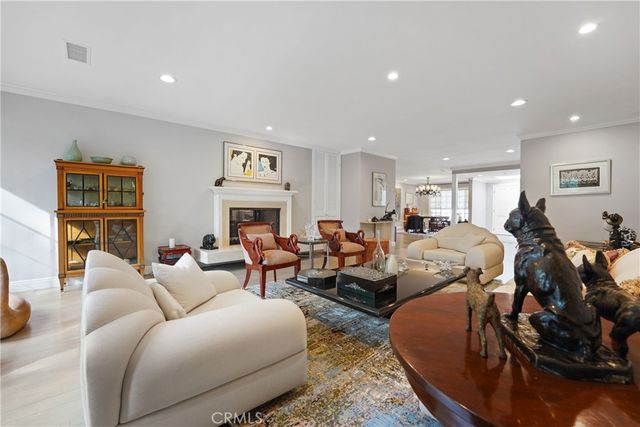 4434 Nogales Drive, Tarzana, CA 91356