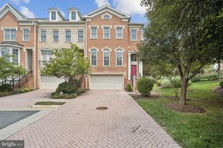 7000 EASTERN RED CEDAR LN, Mclean, VA 22101