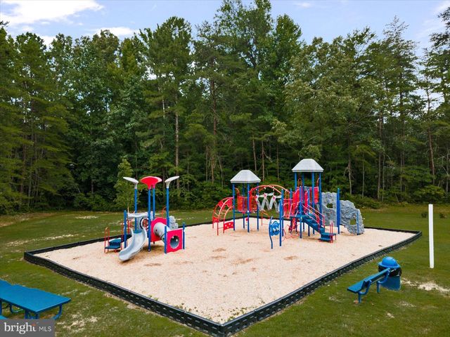 218 VICTORIA DR, Ruther Glen, VA 22546