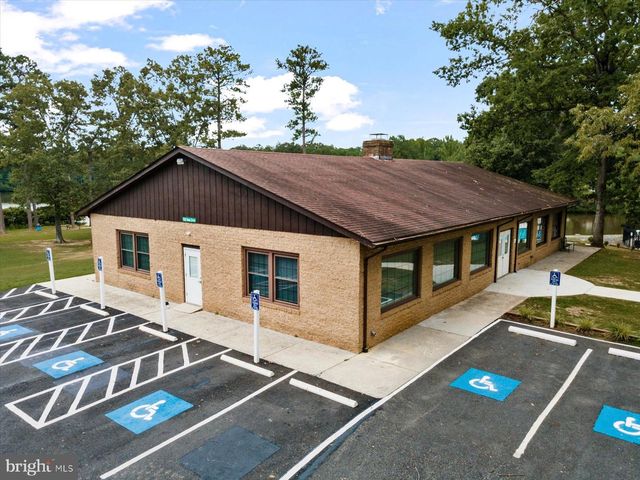 218 VICTORIA DR, Ruther Glen, VA 22546