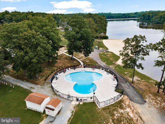 218 VICTORIA DR, Ruther Glen, VA 22546