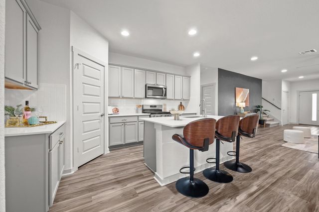 7809 Linnie LN, Austin, TX 78724