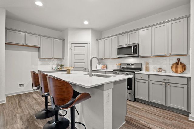 7809 Linnie LN, Austin, TX 78724