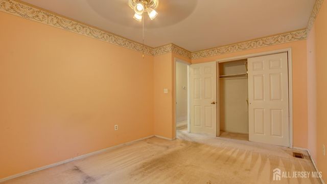 14 John Adams Court A, Monroe, NJ 08831