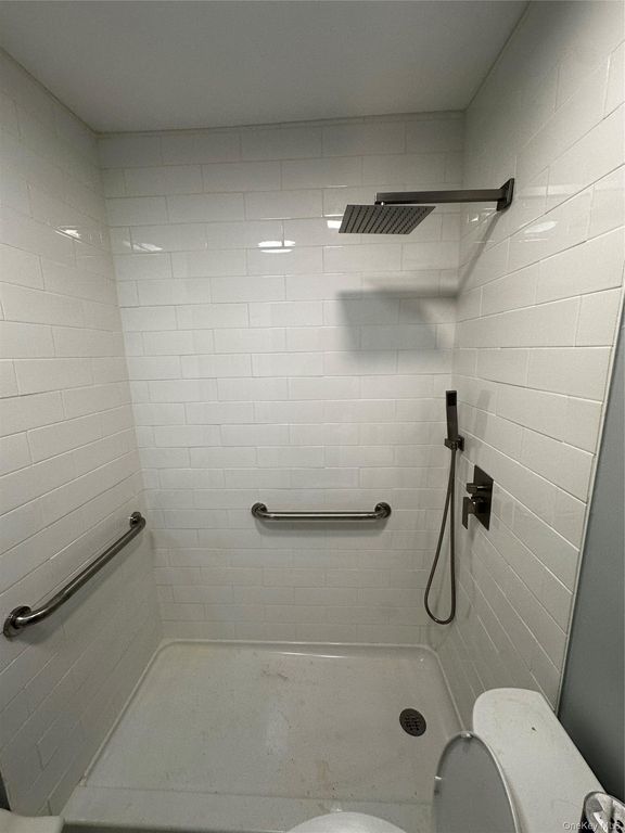 9970 211th Street, Queens Village, NY 11429 — photo 5