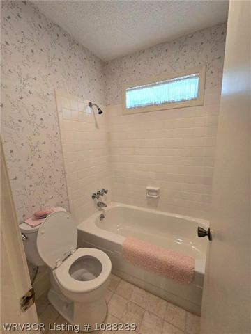 7800 Dover Circle, Fort Smith, AR 72903