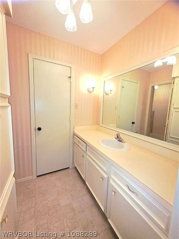 7800 Dover Circle, Fort Smith, AR 72903