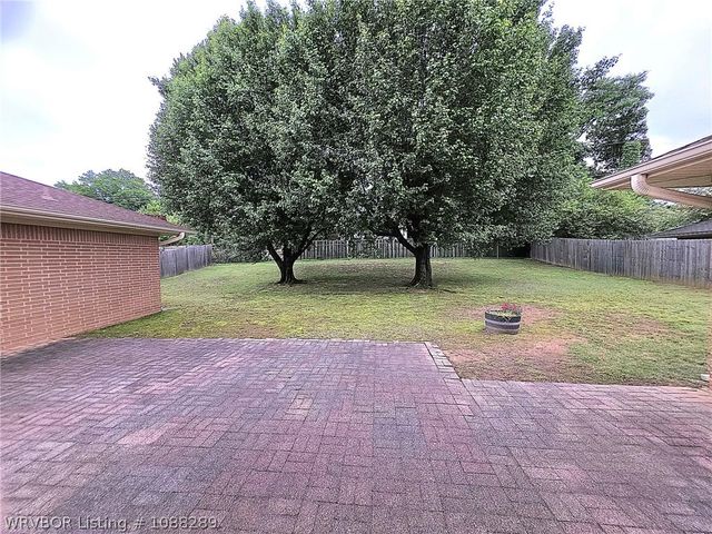 7800 Dover Circle, Fort Smith, AR 72903