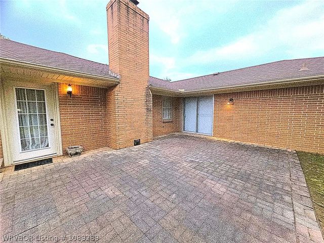 7800 Dover Circle, Fort Smith, AR 72903