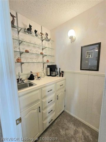 7800 Dover Circle, Fort Smith, AR 72903