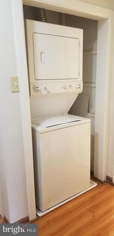 7332 MONTOUR ST, Philadelphia, PA 19111