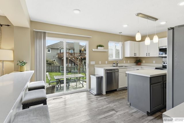 15207 Edna Street, Omaha, NE 68138