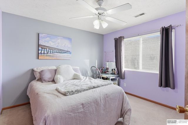 15207 Edna Street, Omaha, NE 68138