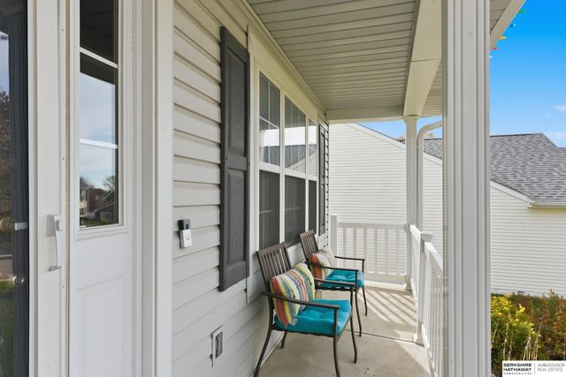 15207 Edna Street, Omaha, NE 68138