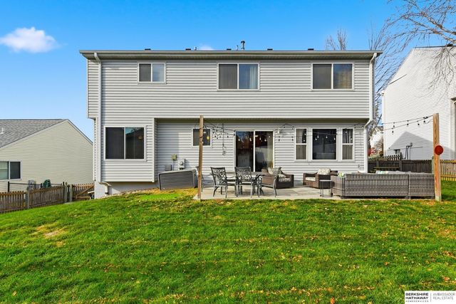 15207 Edna Street, Omaha, NE 68138