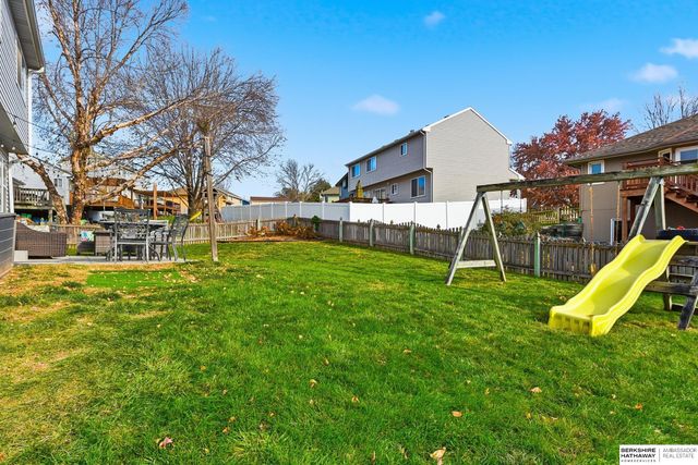 15207 Edna Street, Omaha, NE 68138