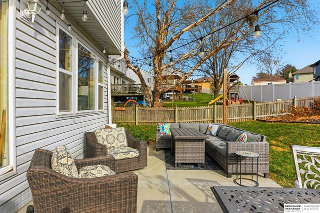 15207 Edna Street, Omaha, NE 68138