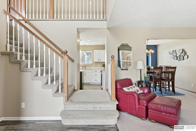 15207 Edna Street, Omaha, NE 68138