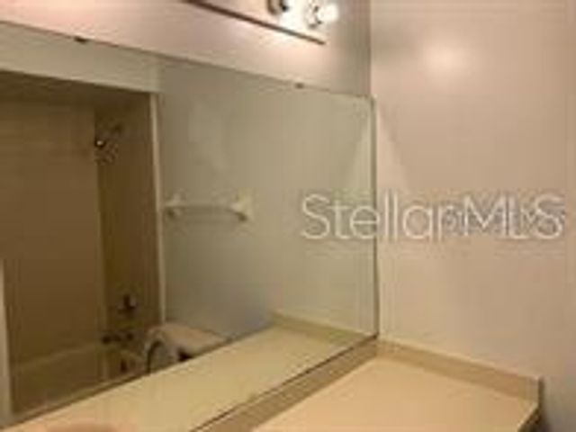 31 LAKEPOINTE CIRCLE, Kissimmee, FL 34743