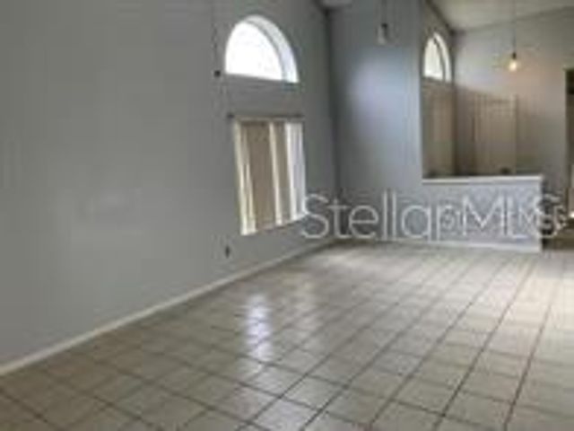 31 LAKEPOINTE CIRCLE, Kissimmee, FL 34743