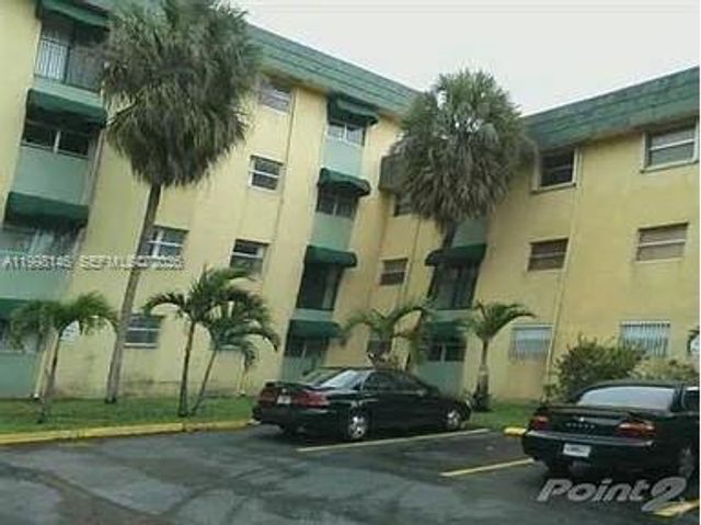 666 W 81st Street 124, Hialeah, FL 33014