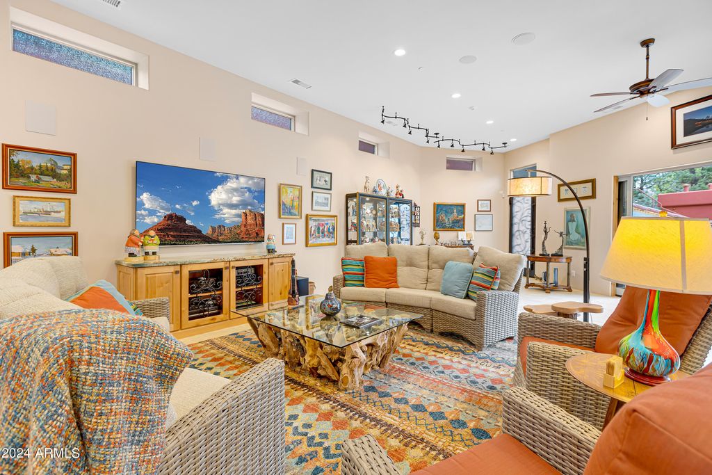 Image 22 of property listing at 25 CIBOLA Drive, Sedona, AZ 86336
