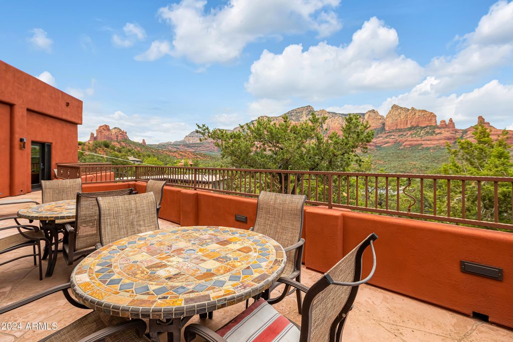Image 4 of property listing at 25 CIBOLA Drive, Sedona, AZ 86336