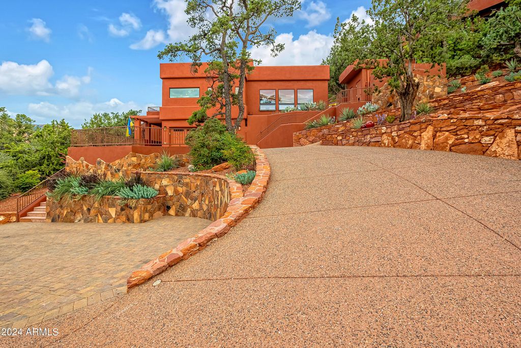 Image 45 of property listing at 25 CIBOLA Drive, Sedona, AZ 86336