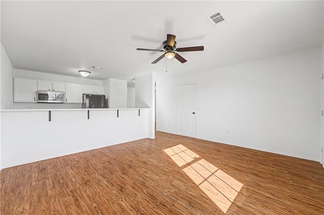 3306 SW Victoria Place 2, Bentonville, AR 72712