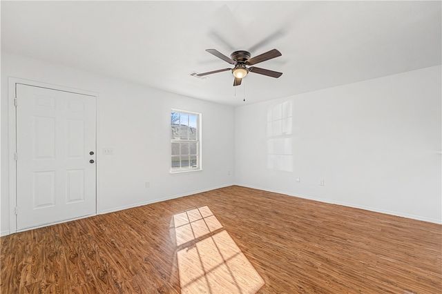 3306 SW Victoria Place 2, Bentonville, AR 72712