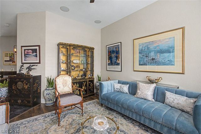8624 Desert Bird Drive, Las Vegas, NV 89145