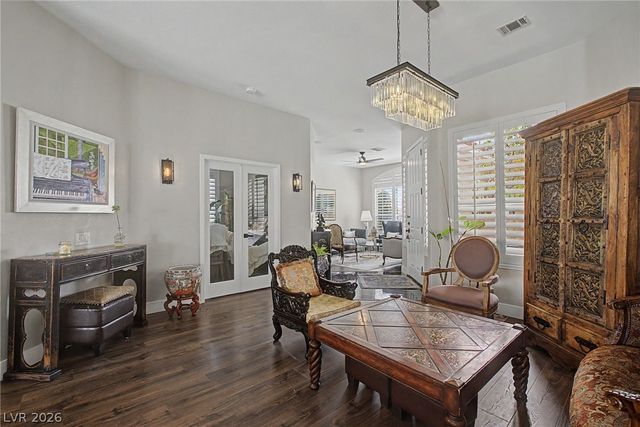 8624 Desert Bird Drive, Las Vegas, NV 89145