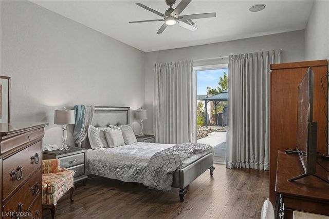 8624 Desert Bird Drive, Las Vegas, NV 89145