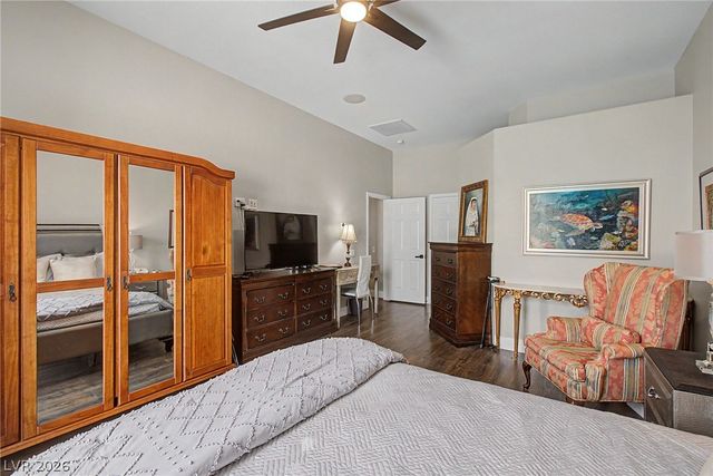 8624 Desert Bird Drive, Las Vegas, NV 89145