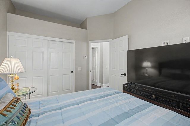 8624 Desert Bird Drive, Las Vegas, NV 89145