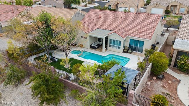 8624 Desert Bird Drive, Las Vegas, NV 89145