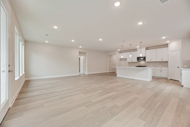 1025 Canoe Way, Crowley, TX 76036