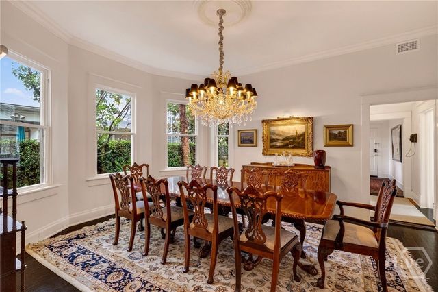107 E 35th Street, Savannah, GA 31401