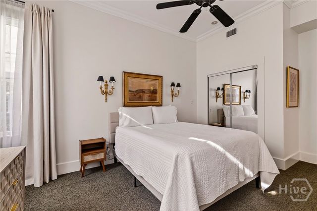 107 E 35th Street, Savannah, GA 31401