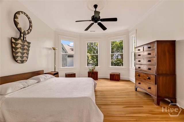 107 E 35th Street, Savannah, GA 31401