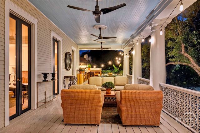 107 E 35th Street, Savannah, GA 31401