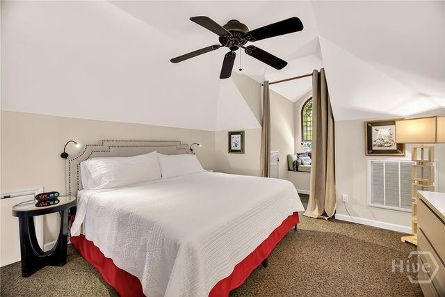 107 E 35th Street, Savannah, GA 31401