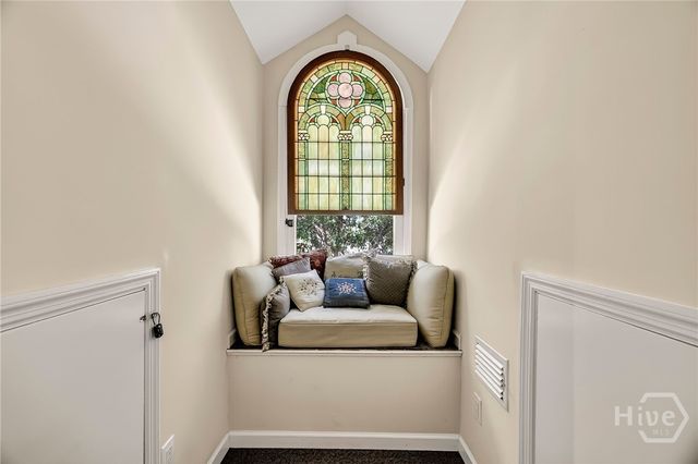 107 E 35th Street, Savannah, GA 31401