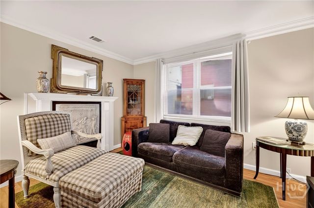 107 E 35th Street, Savannah, GA 31401