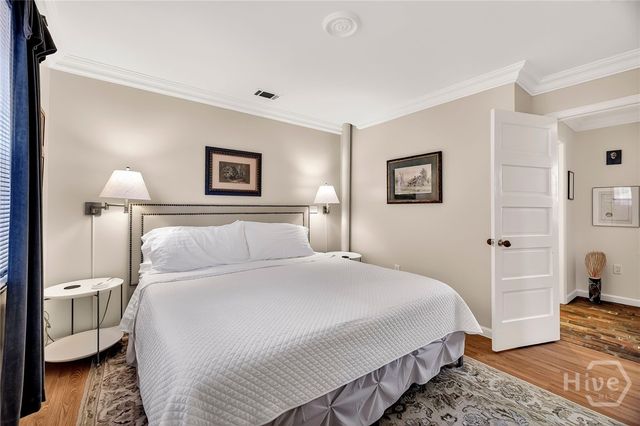 107 E 35th Street, Savannah, GA 31401